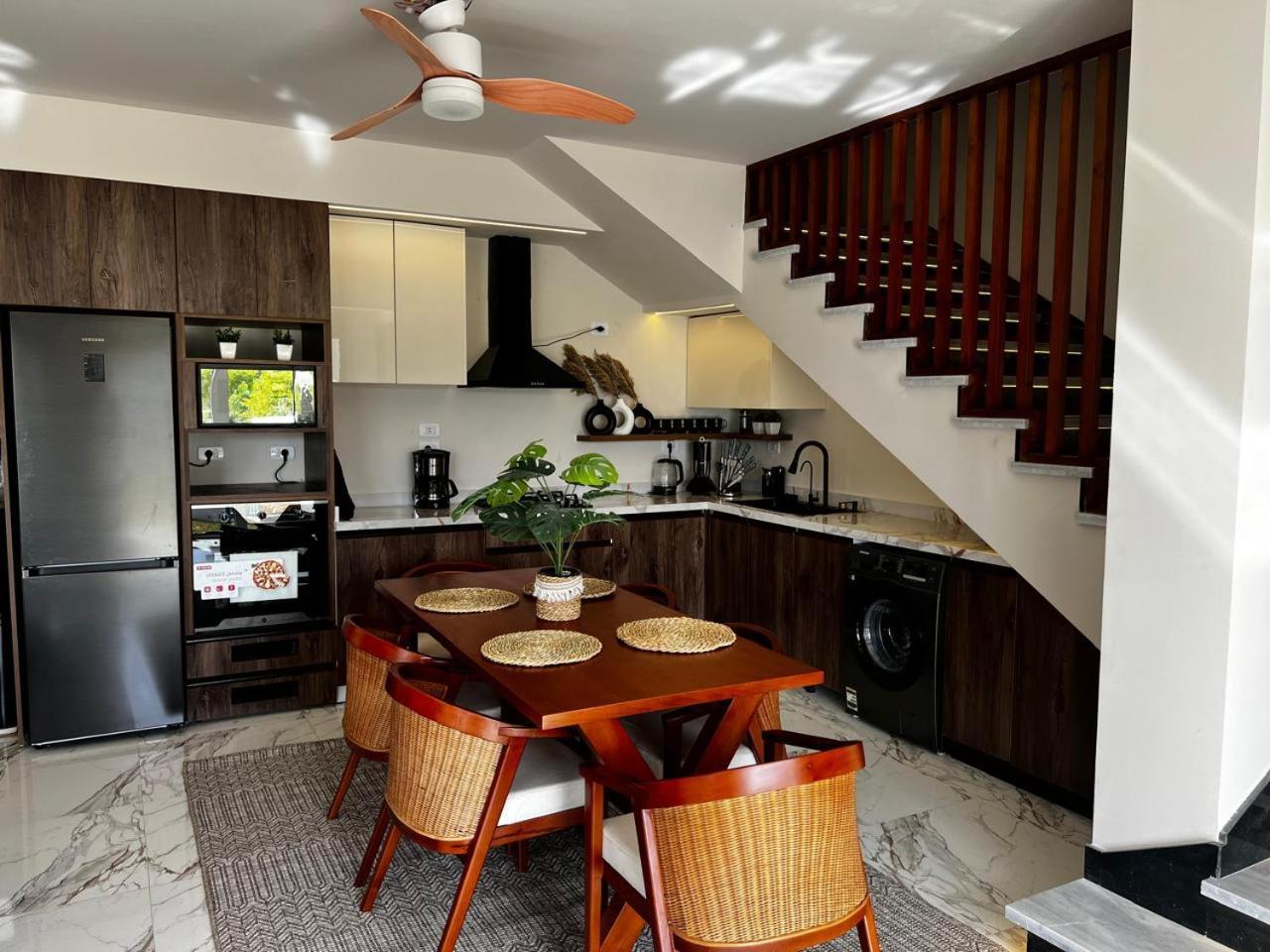 Luxury Twin Villa Mountain View