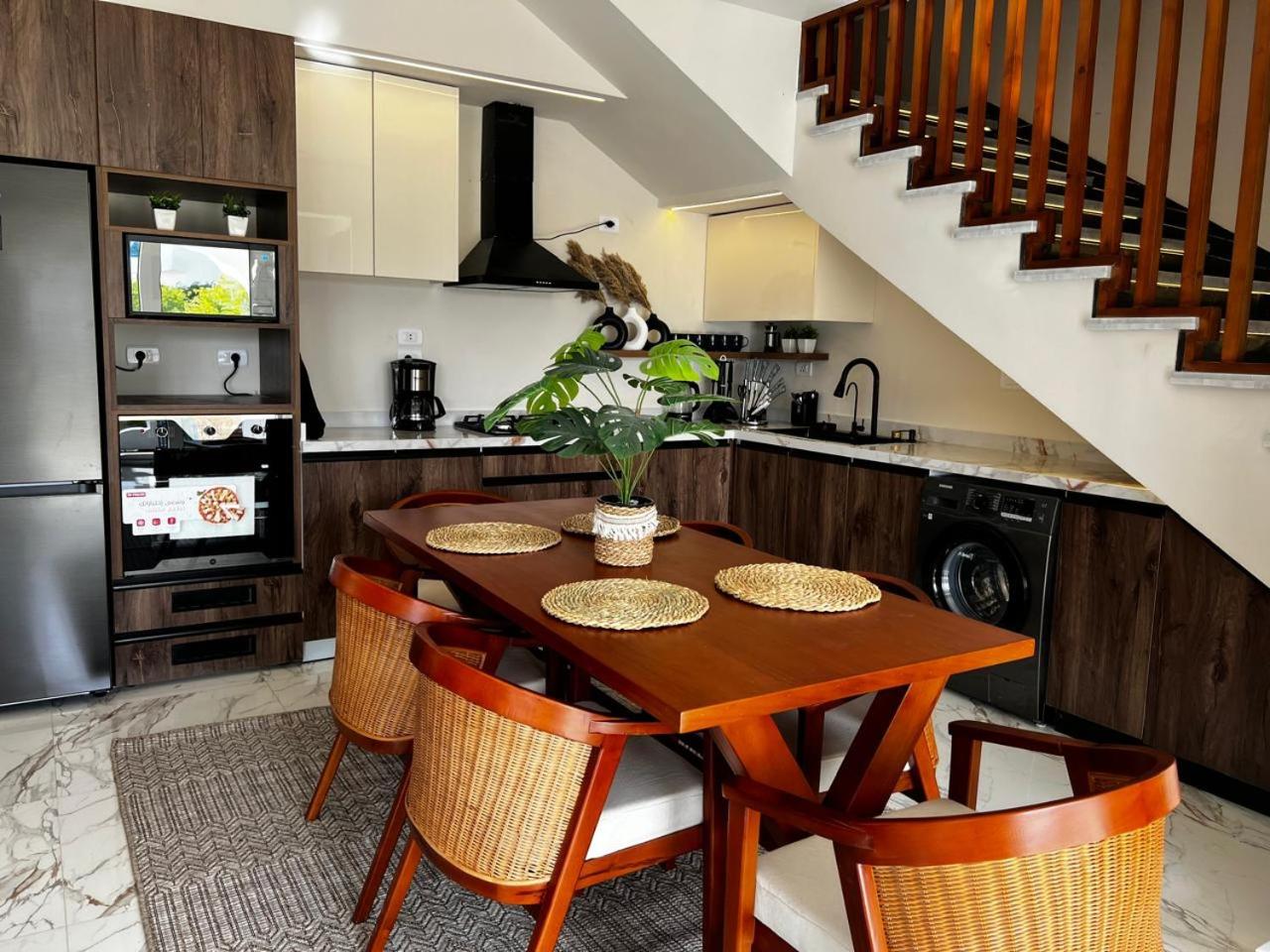 Luxury Twin Villa Mountain View