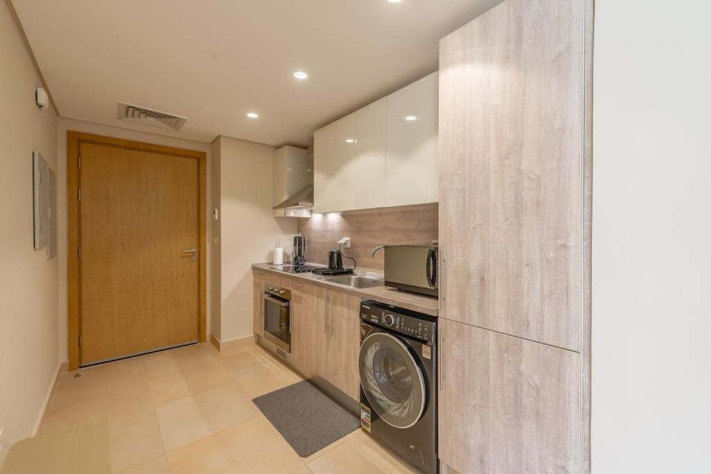 Stylish Gouna Escape 2BR Mangroovy Beach Pool Access