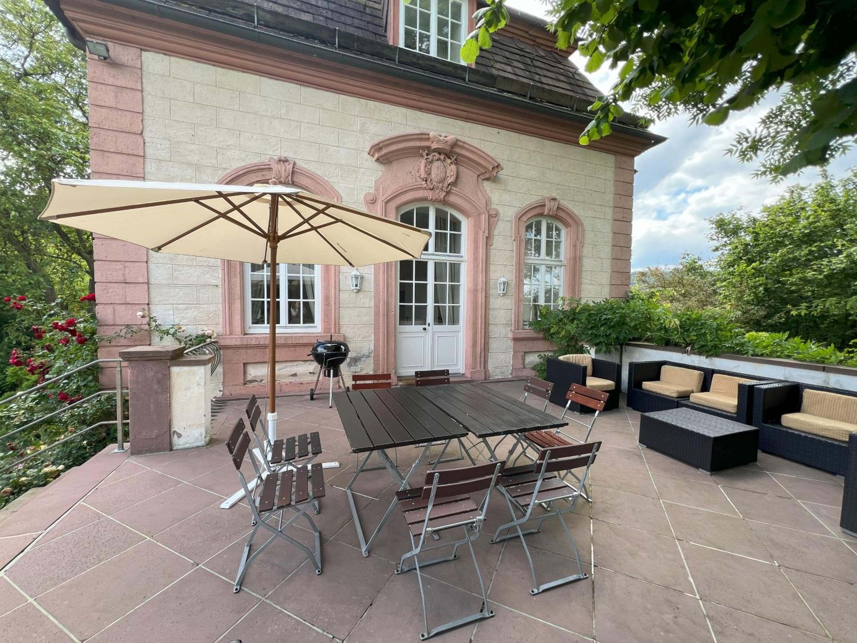 Teehaus im Schlosspark Weltkulturerbe Corvey view 5