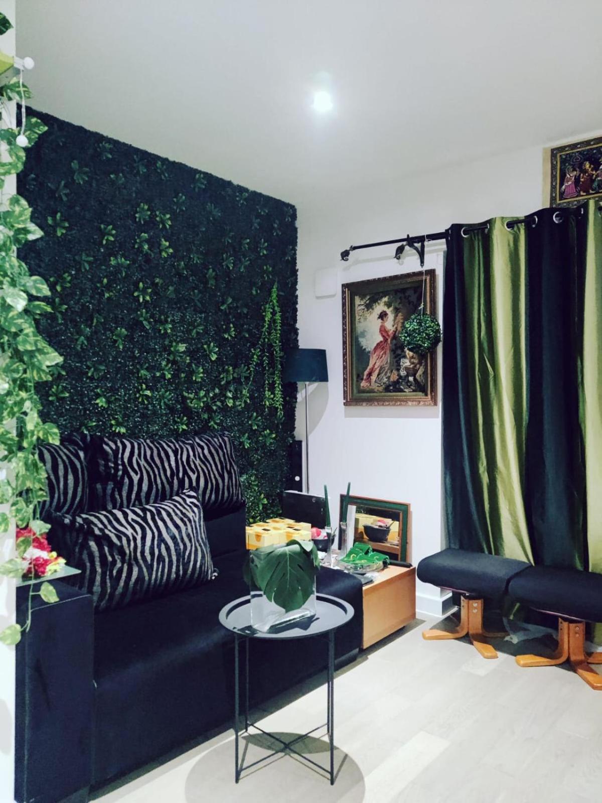 Uttsav Green - Affordable LONDON ZONE 3 - Accessible Public Transport