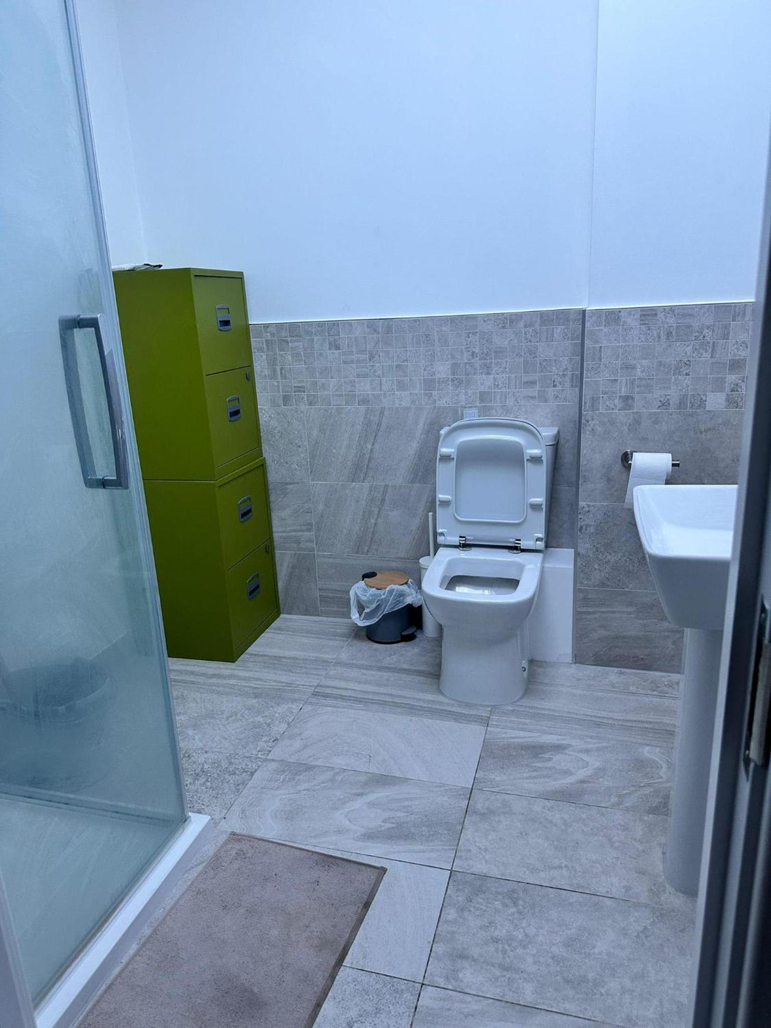 Uttsav Green - Affordable LONDON ZONE 3 - Accessible Public Transport