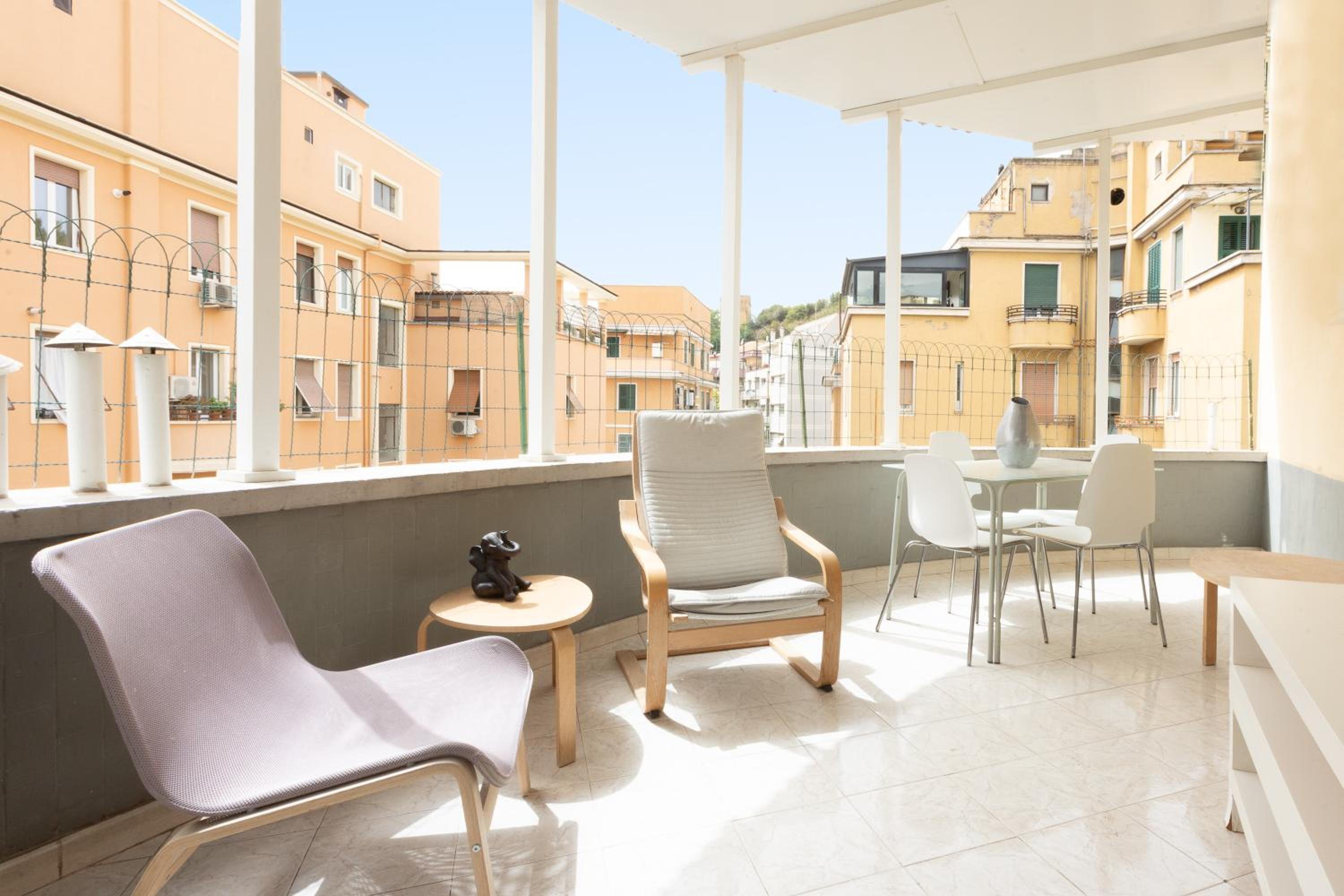 Cupolone view Penthouse by Rental in Rome