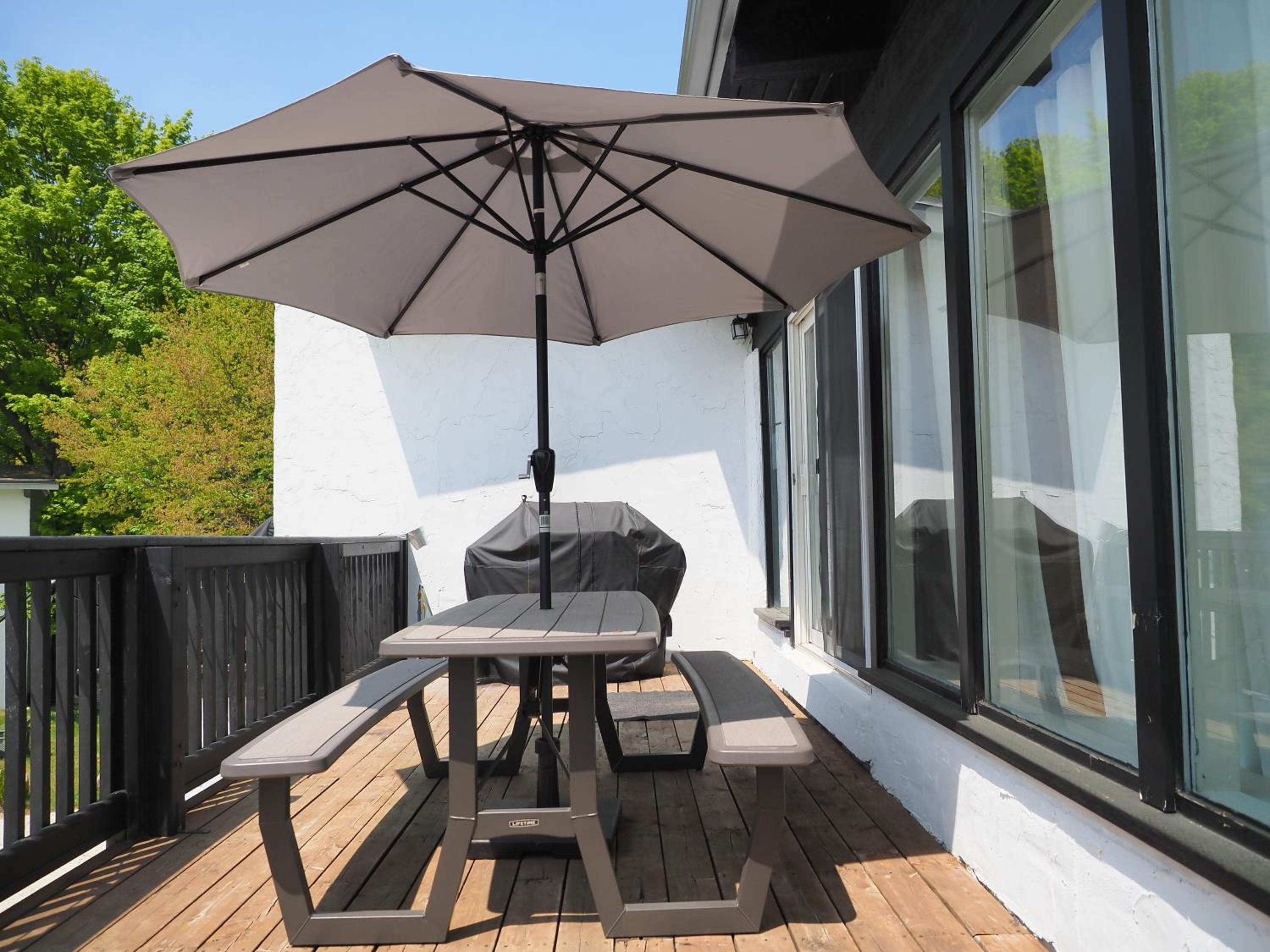 Gateside Chalets Expansive 6 Bedroom Hot Tub Near Village Blue Mountain