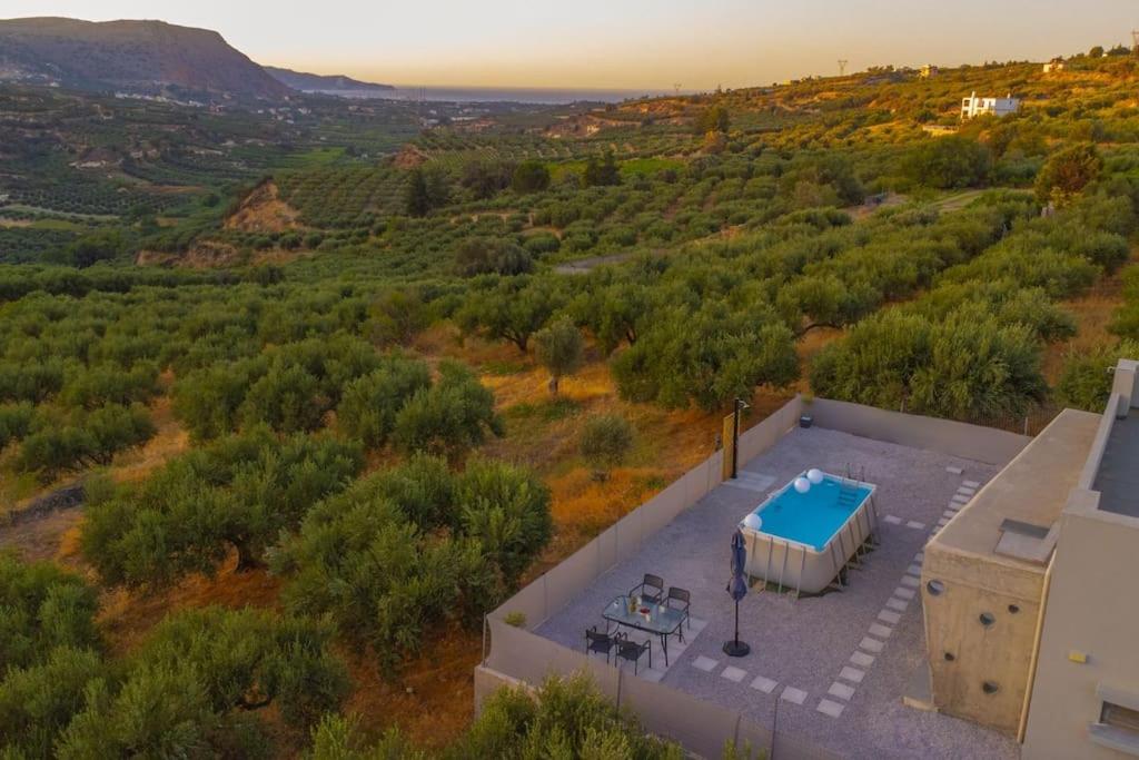 Campos Villa