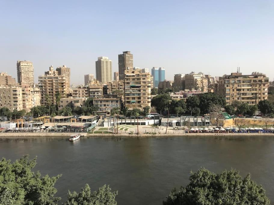 Apartment overlooking the Nile