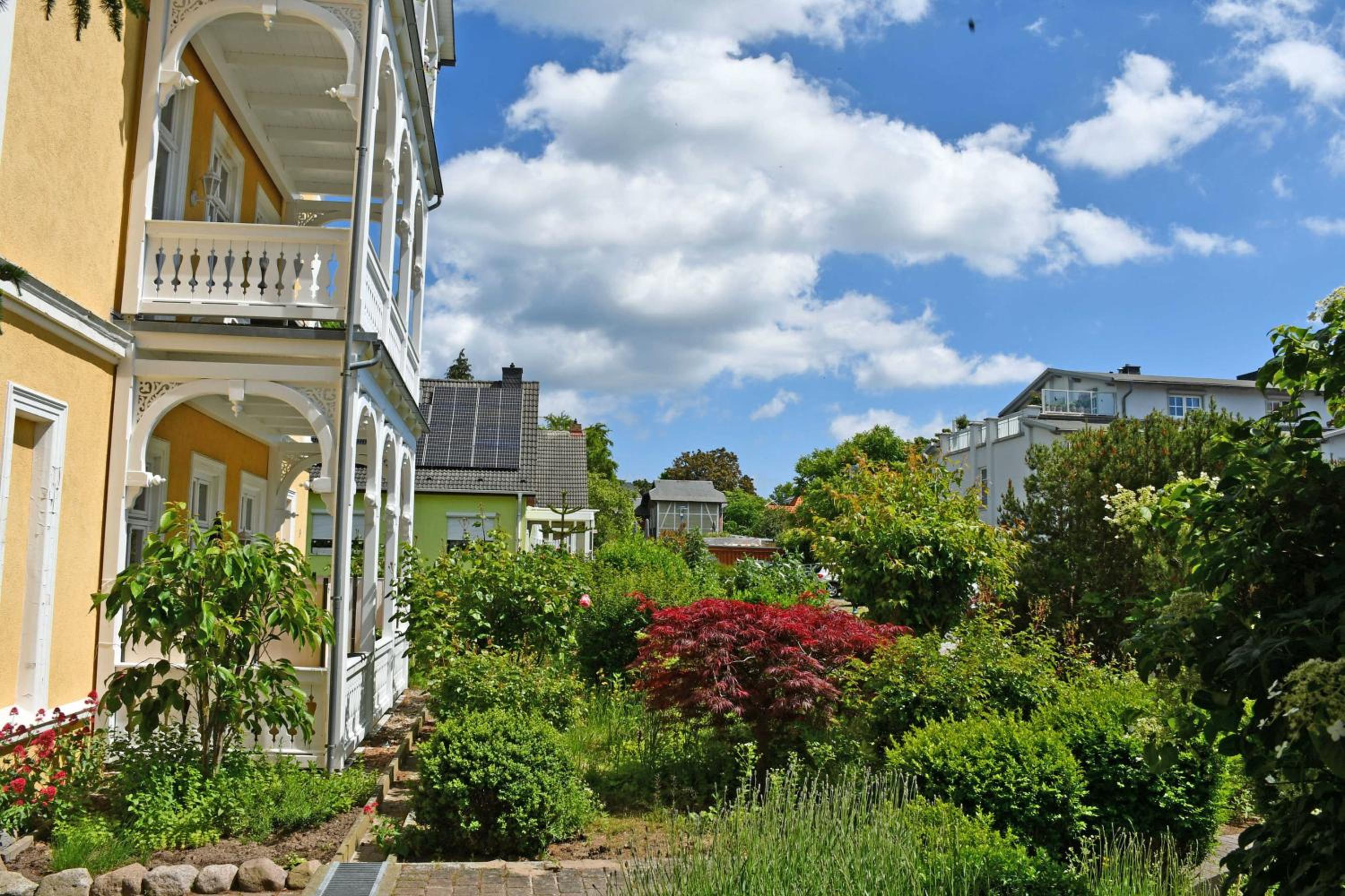 DEB 042 Ferienwohnungen im Ostseebad Göhren Villa