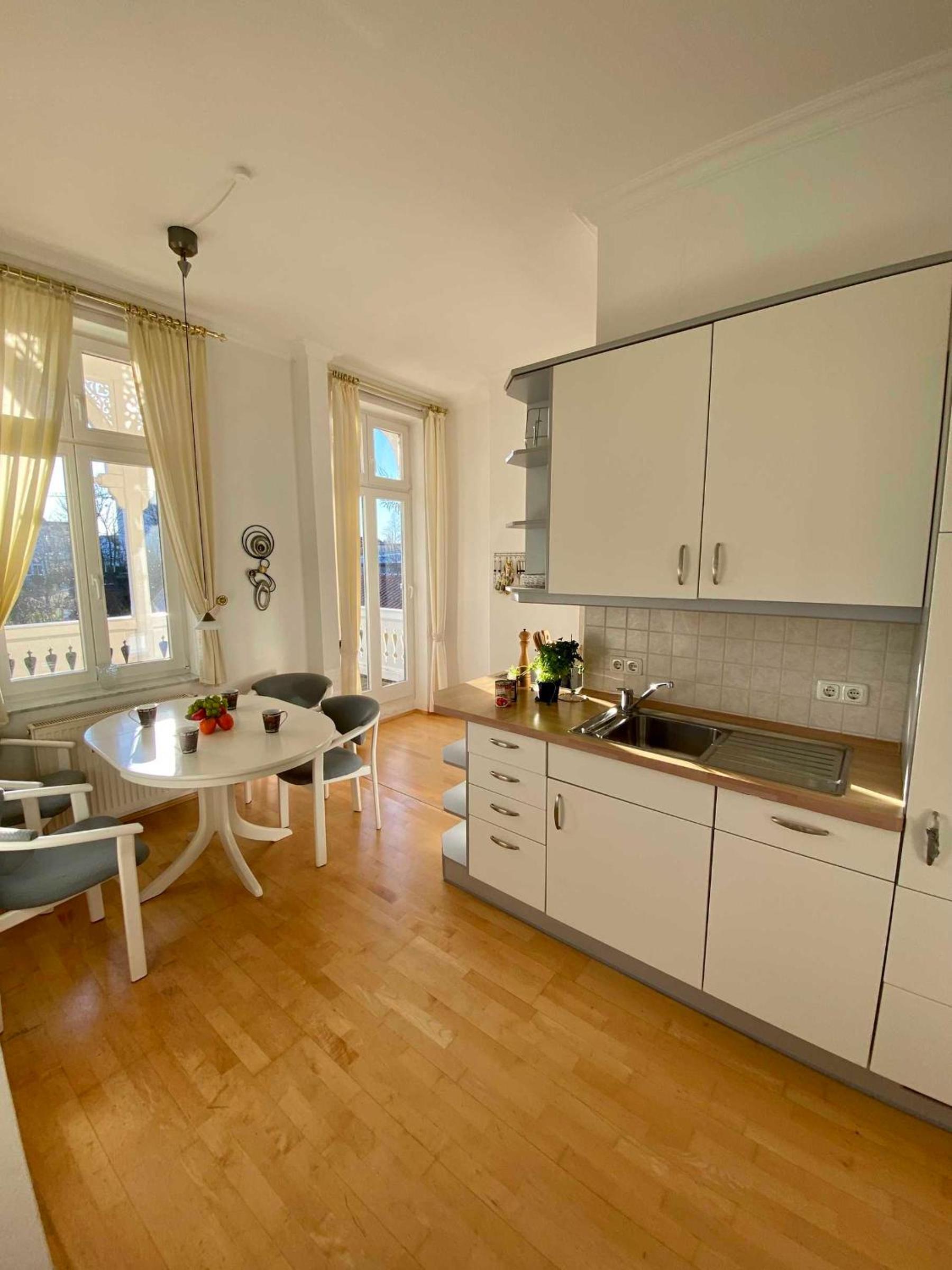 DEB 042 Ferienwohnungen im Ostseebad Göhren Villa