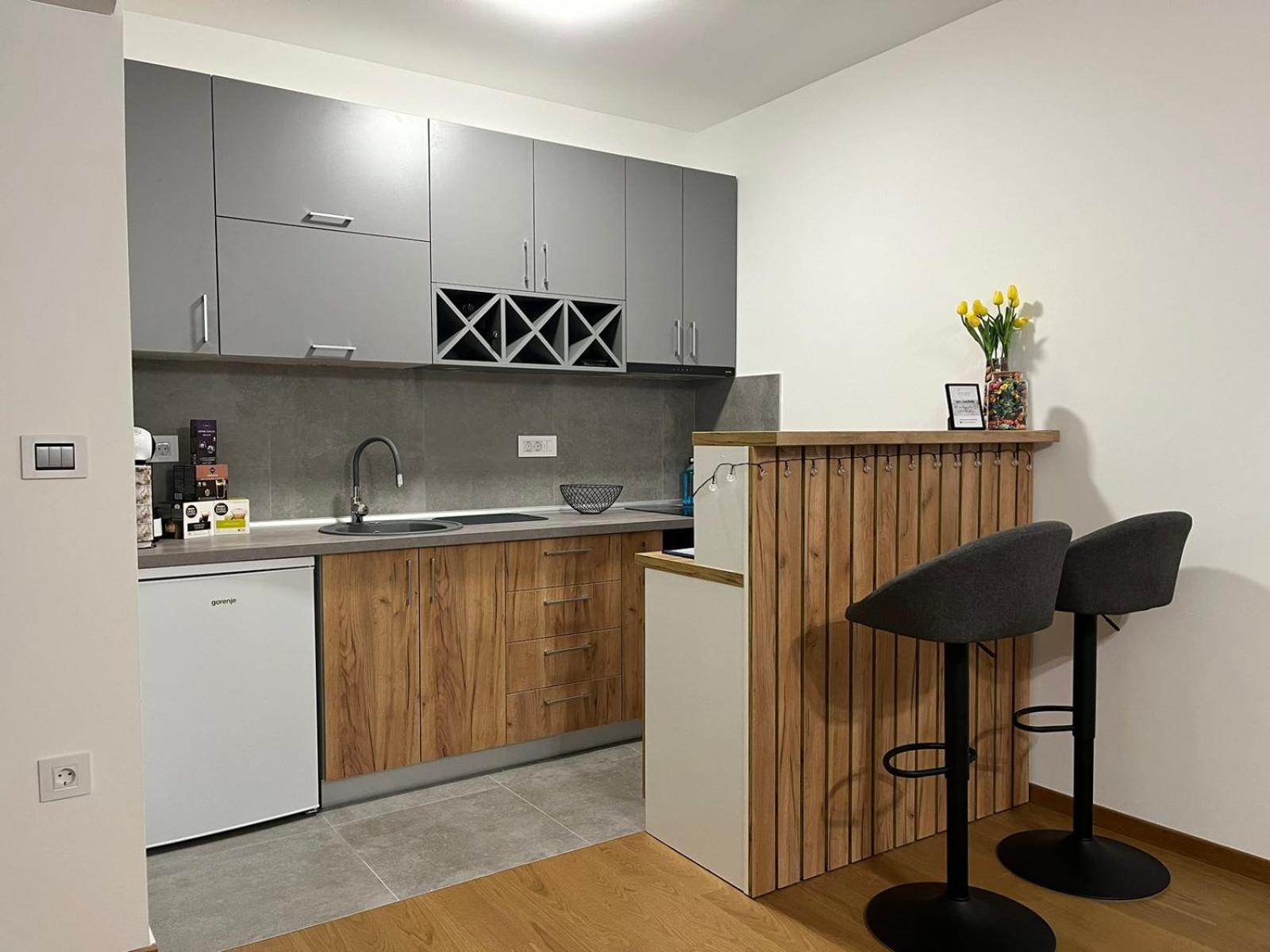 Dream Hunter Apartment view 5