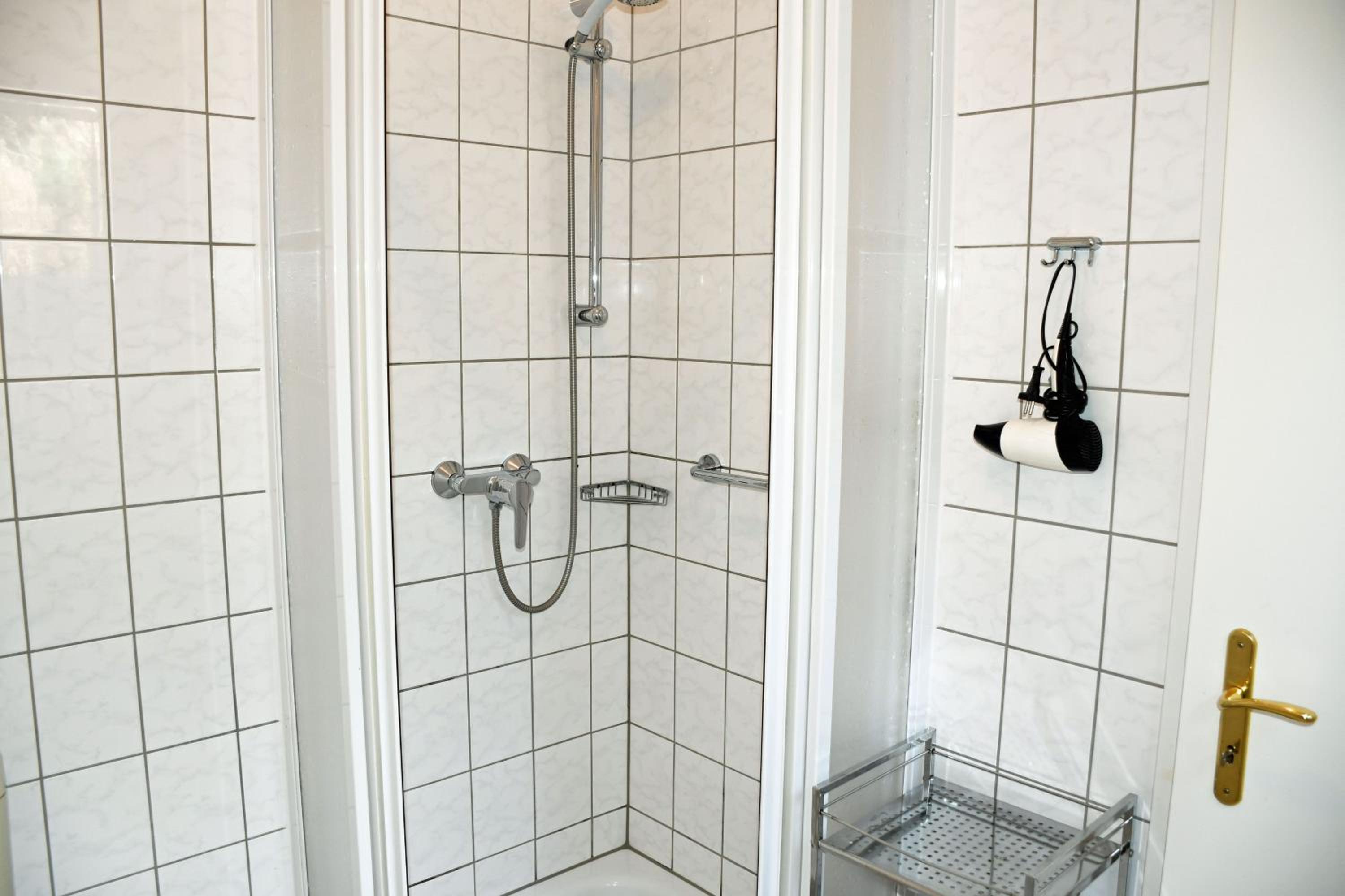 DEB 042 Ferienwohnungen im Ostseebad Göhren Villa