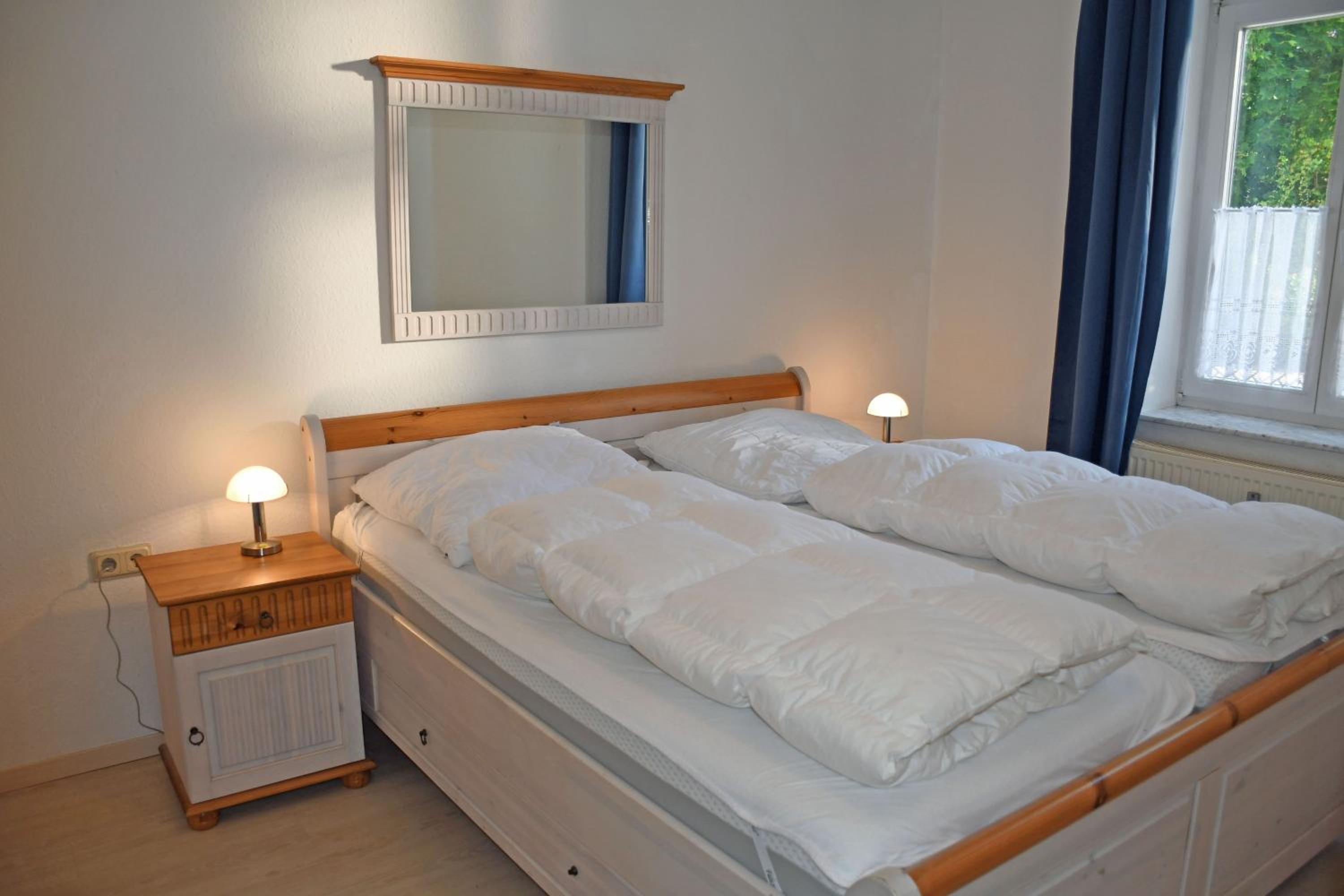 DEB 042 Ferienwohnungen im Ostseebad Göhren Villa