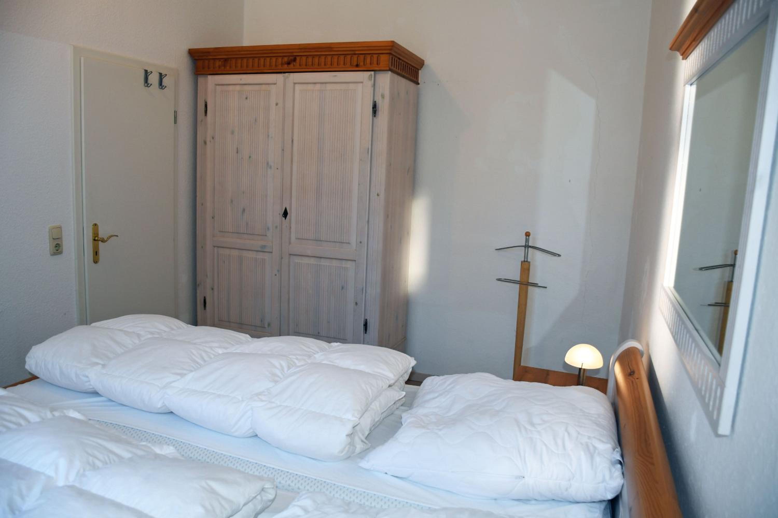DEB 042 Ferienwohnungen im Ostseebad Göhren Villa