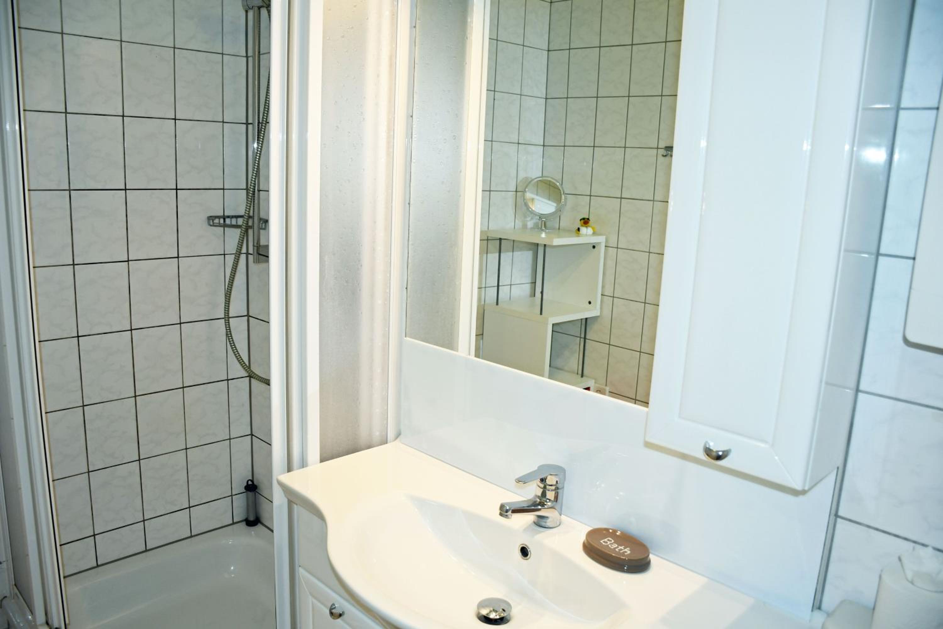 DEB 042 Ferienwohnungen im Ostseebad Göhren Villa