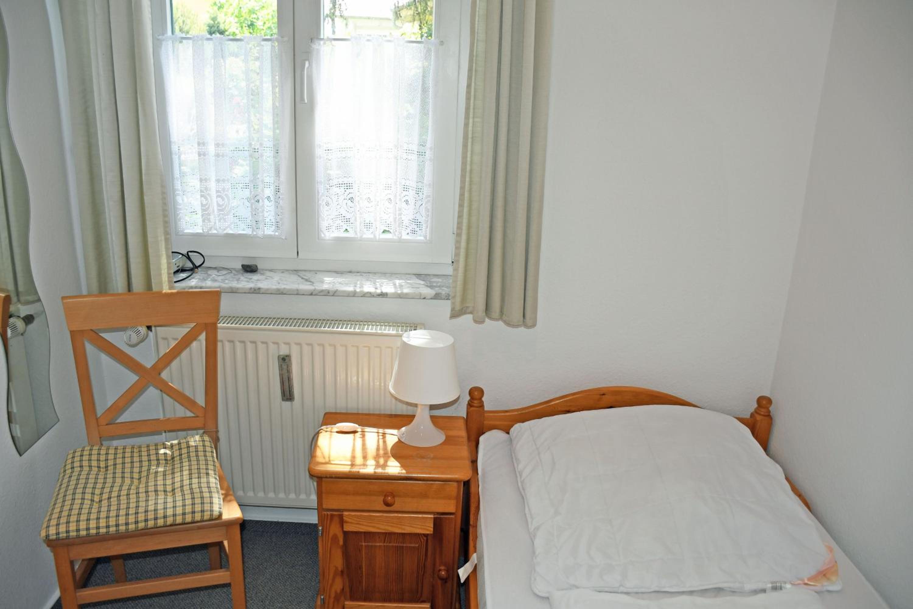 DEB 042 Ferienwohnungen im Ostseebad Göhren Villa