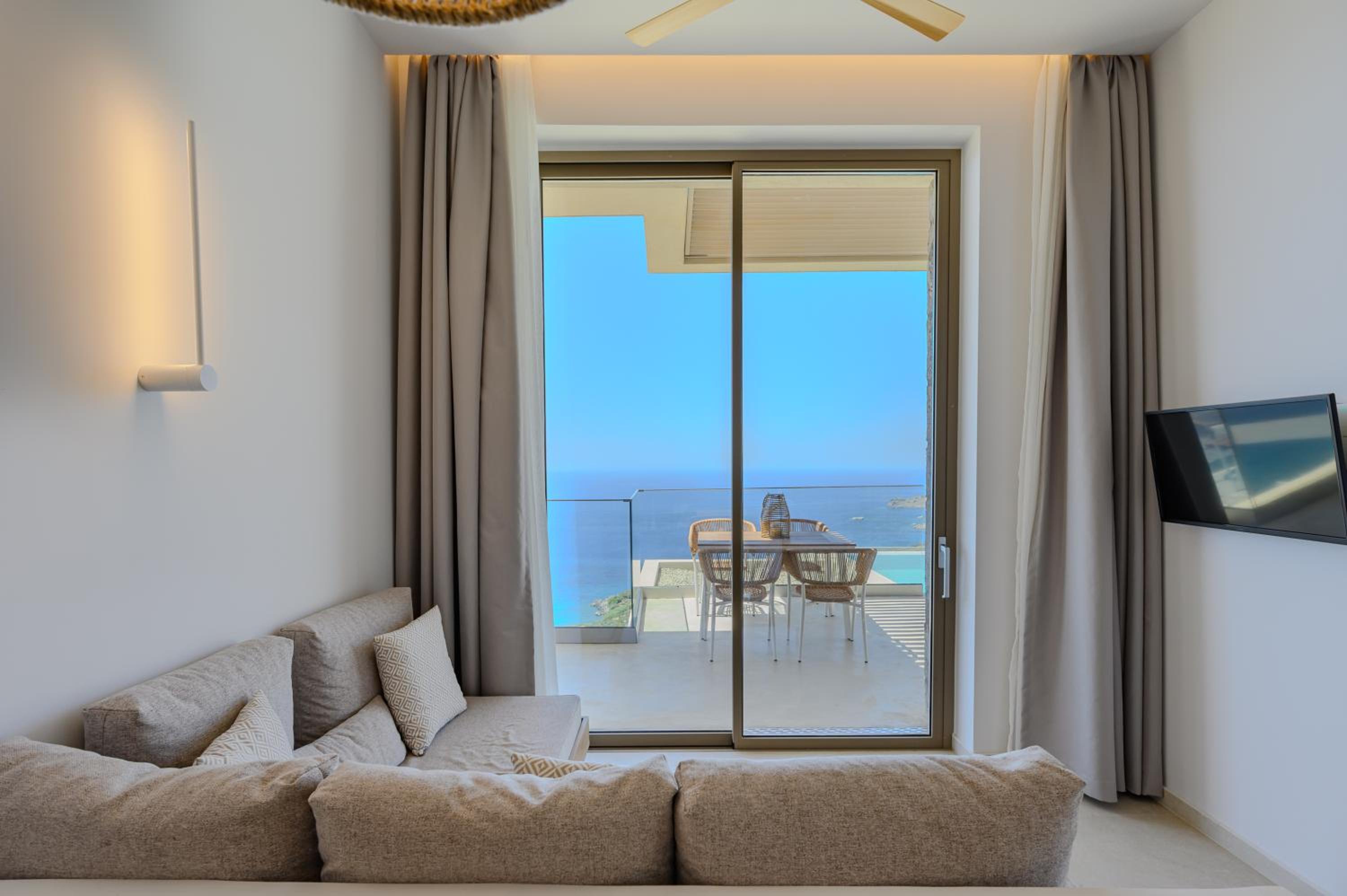 Pyrgos Exquisite villas