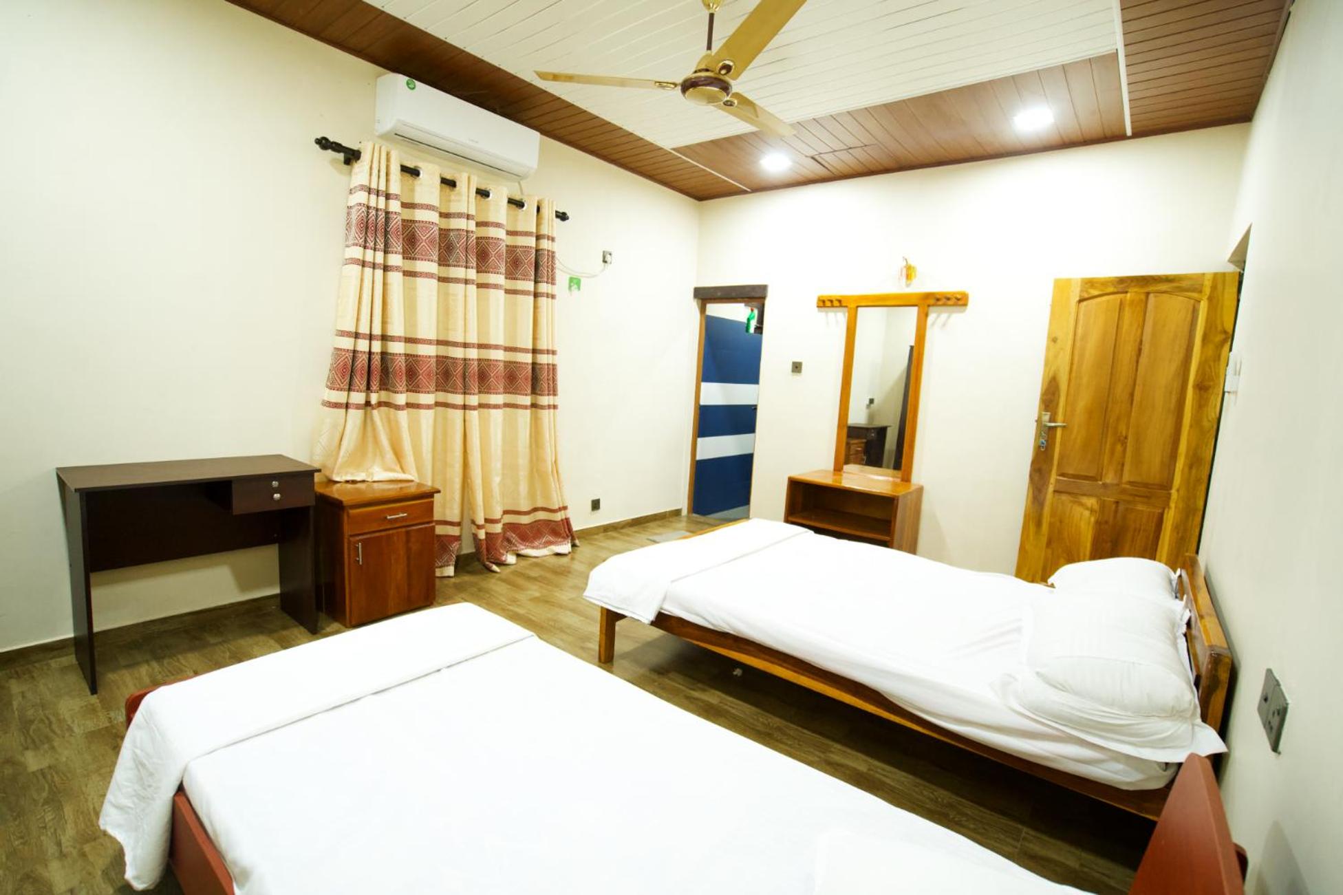 CatRay Inn - Batticaloa view 5