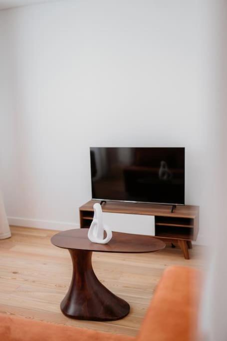 Outstanding Flat, High Decor, Super Location view 2