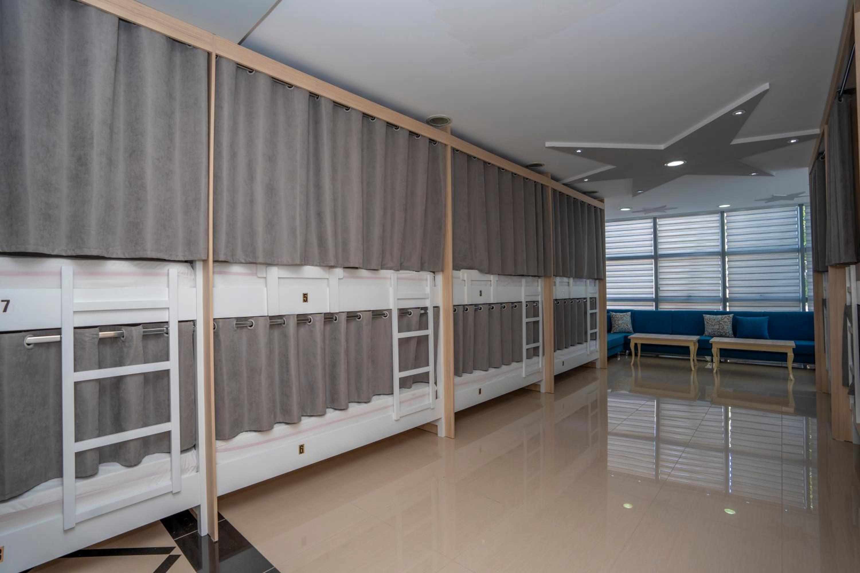 Hostel Mani