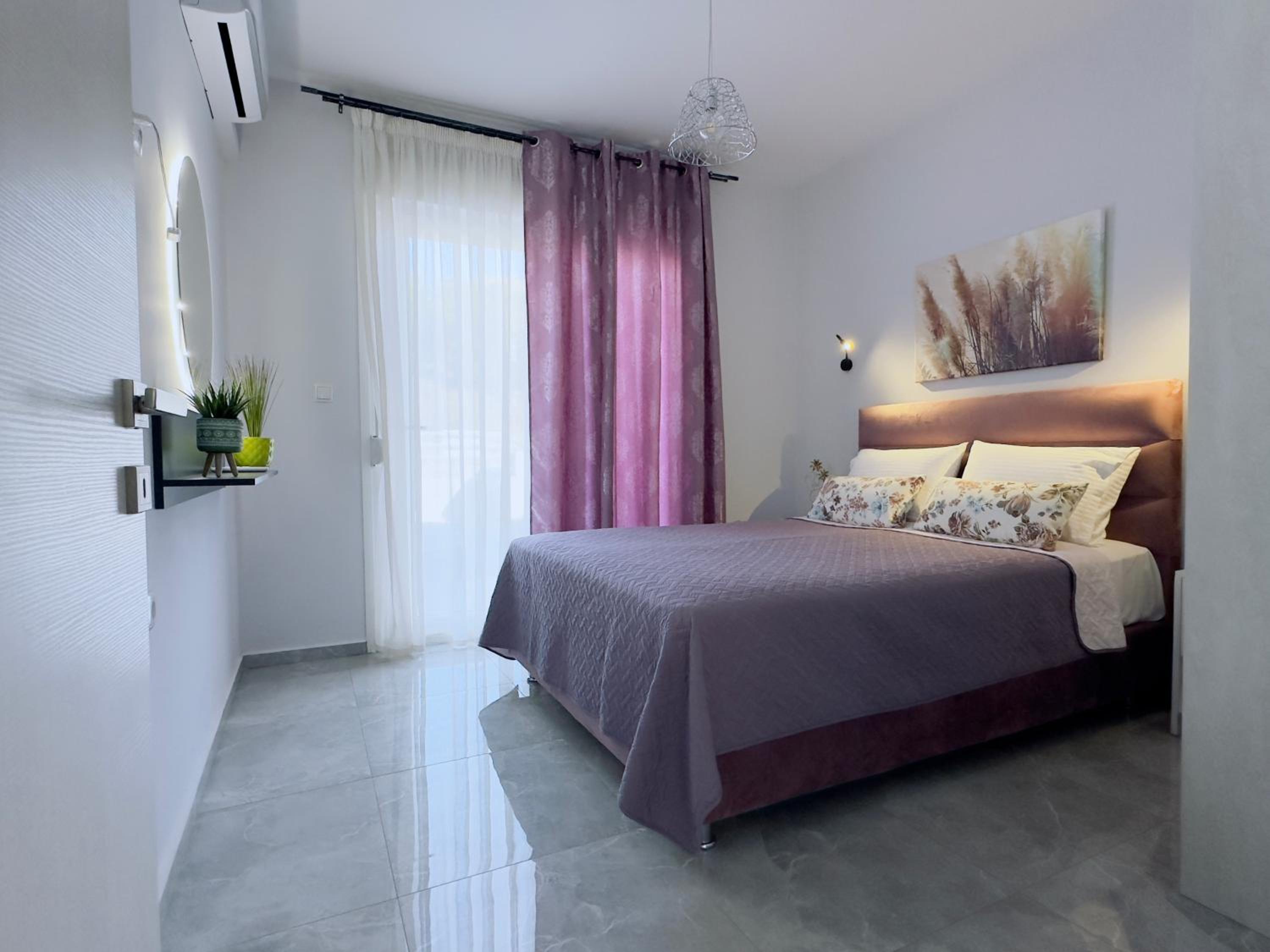 Sun Angelo luxury apartment in Paradise 2 view 5
