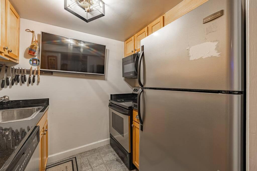 Cozy 1Bedroom Apartment in Dupont Circle, DC view 5
