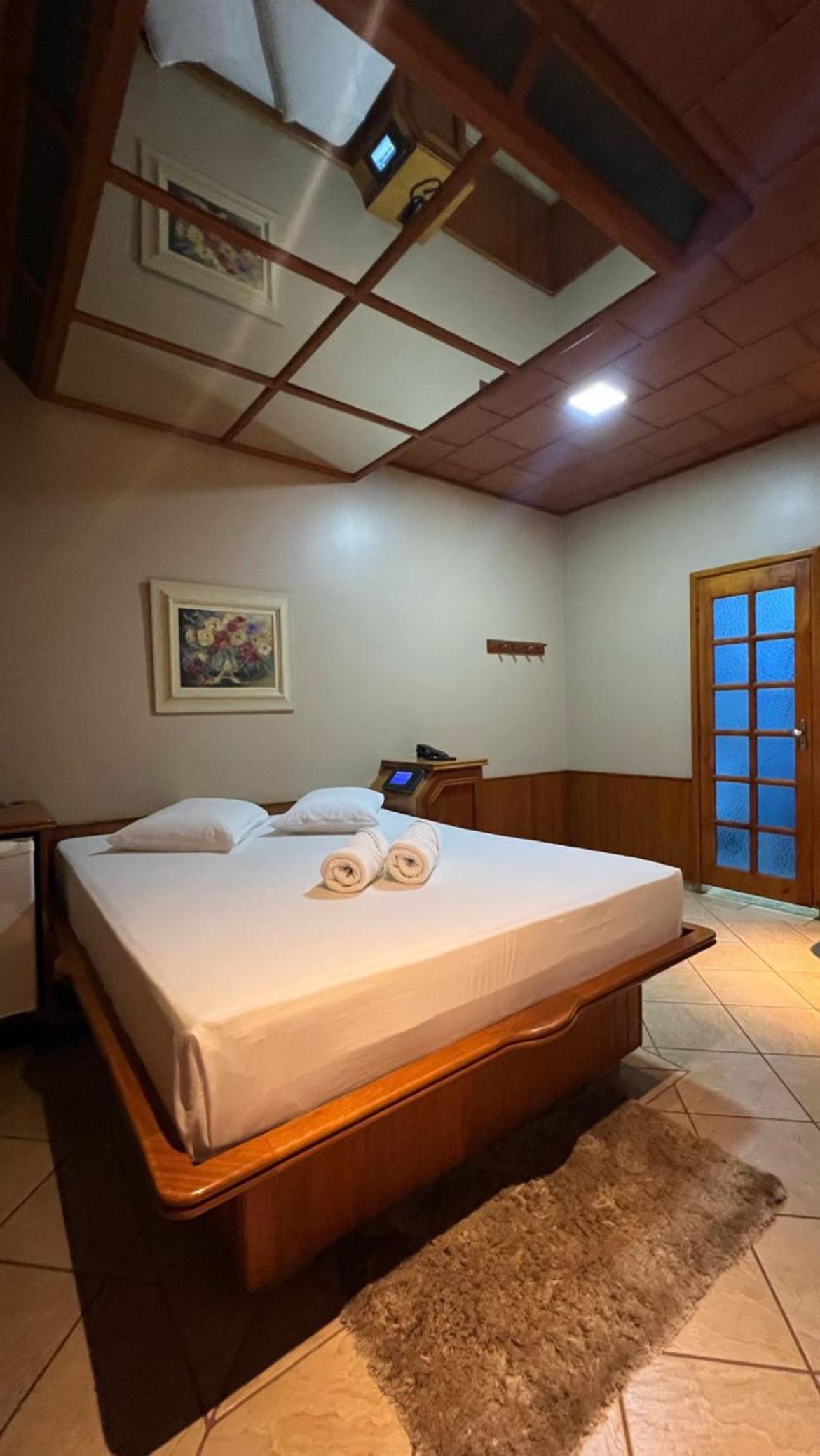 Status Motel Ourinhos