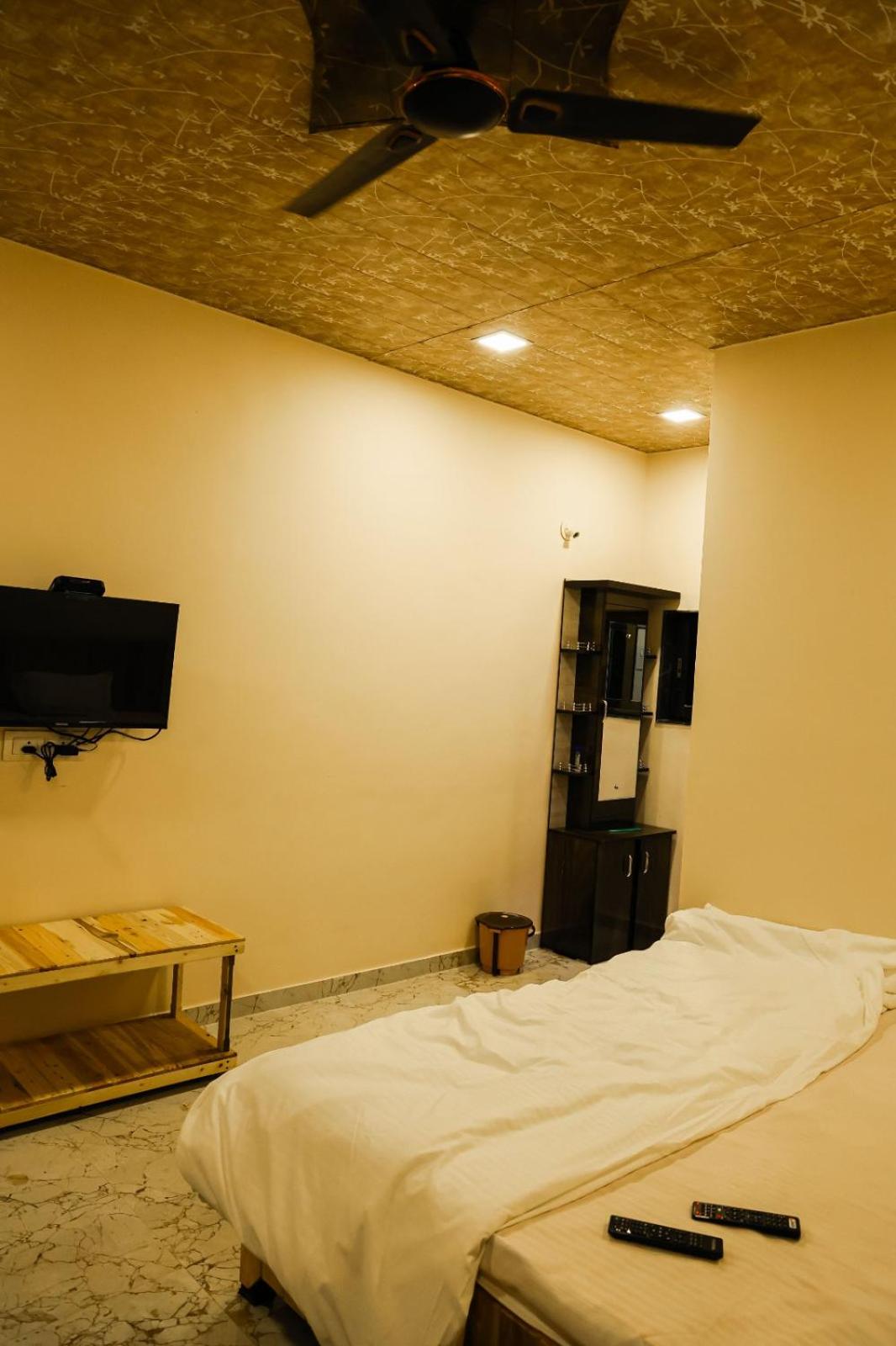Photo 9