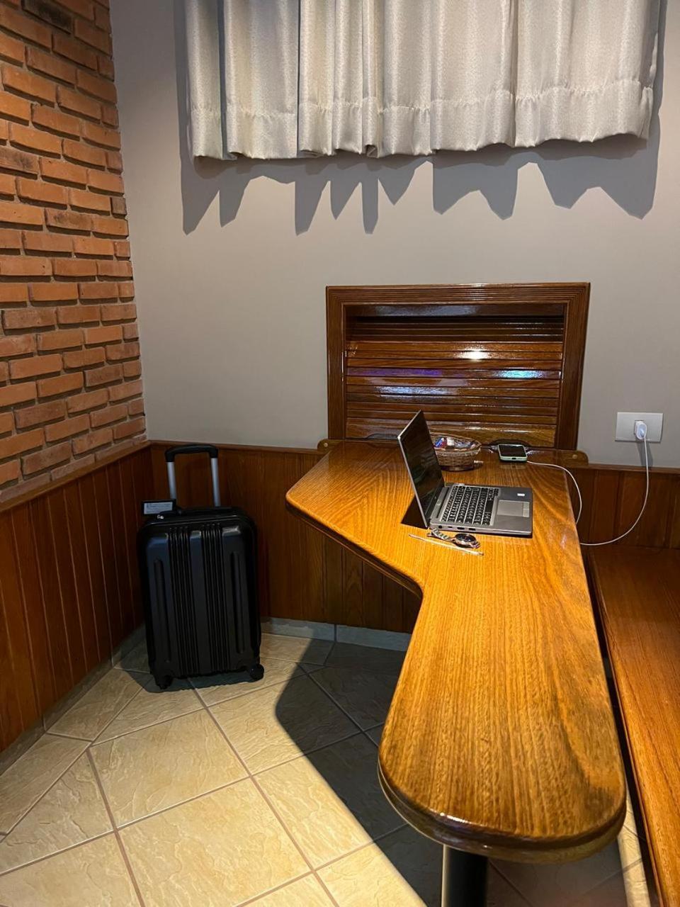 Status Motel Ourinhos
