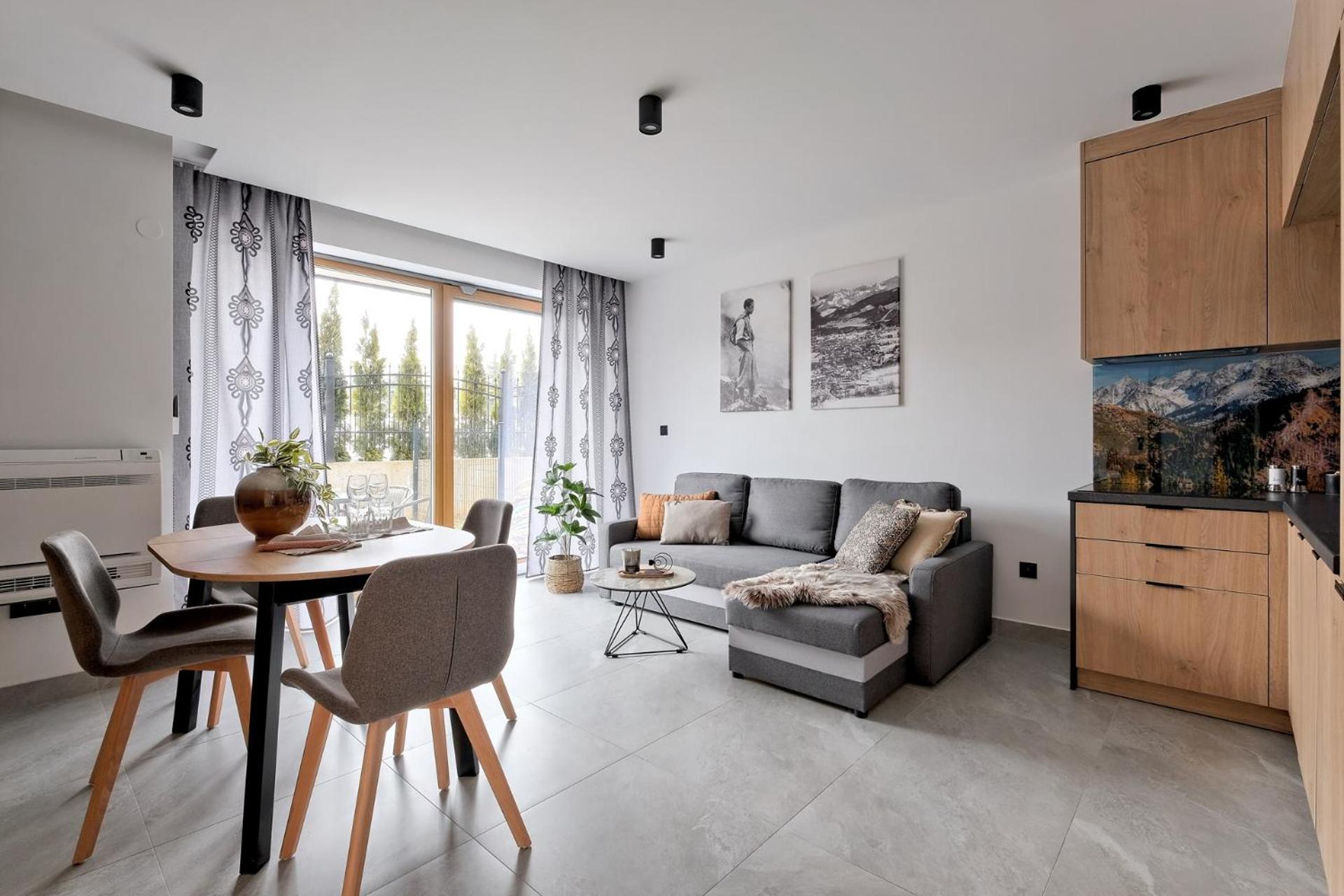 Księżycowe Apartamenty SPA - Mountain View by Golden Apartments
