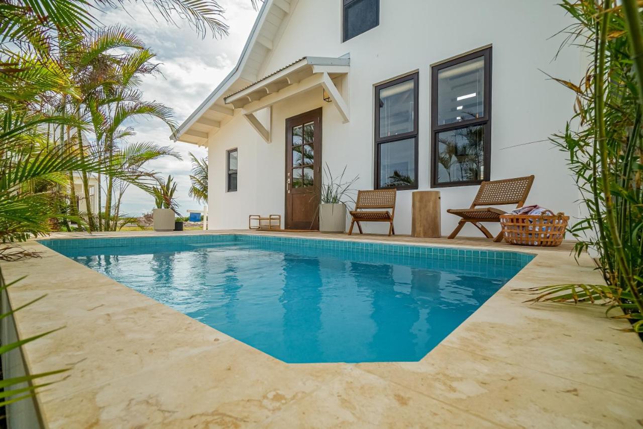 Coral Retreat and Pool Club at Mahogany Bay