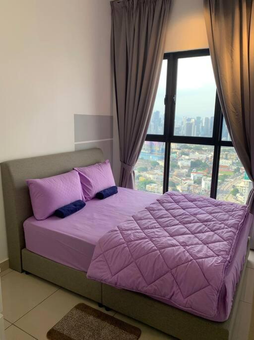 KLCC view luxury service apartment Trion KL