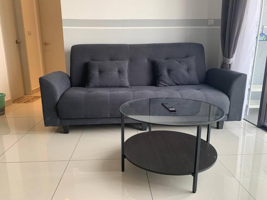 KLCC view luxury service apartment Trion KL