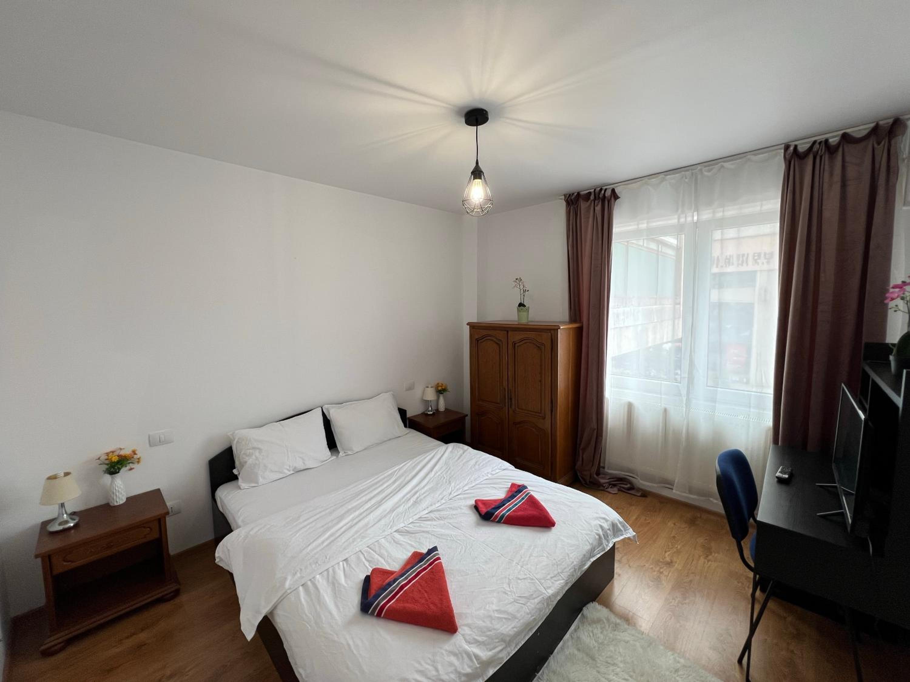 2 rooms apartment City Center view 4