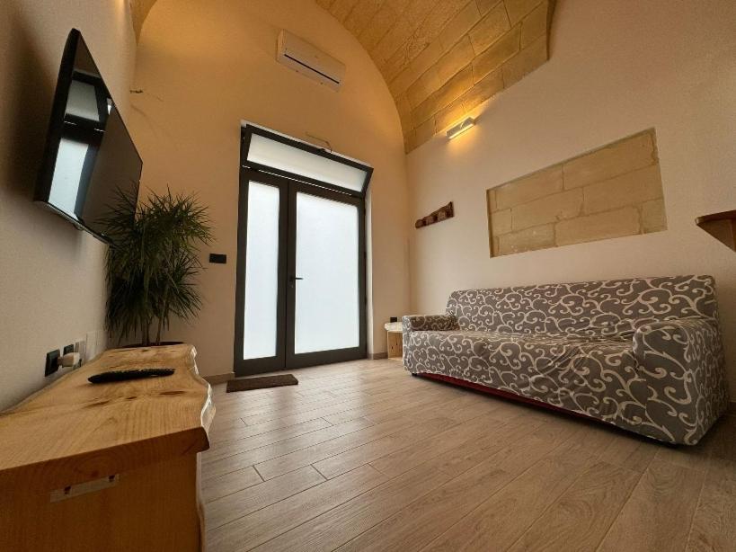 Lecce Casa Leonardo