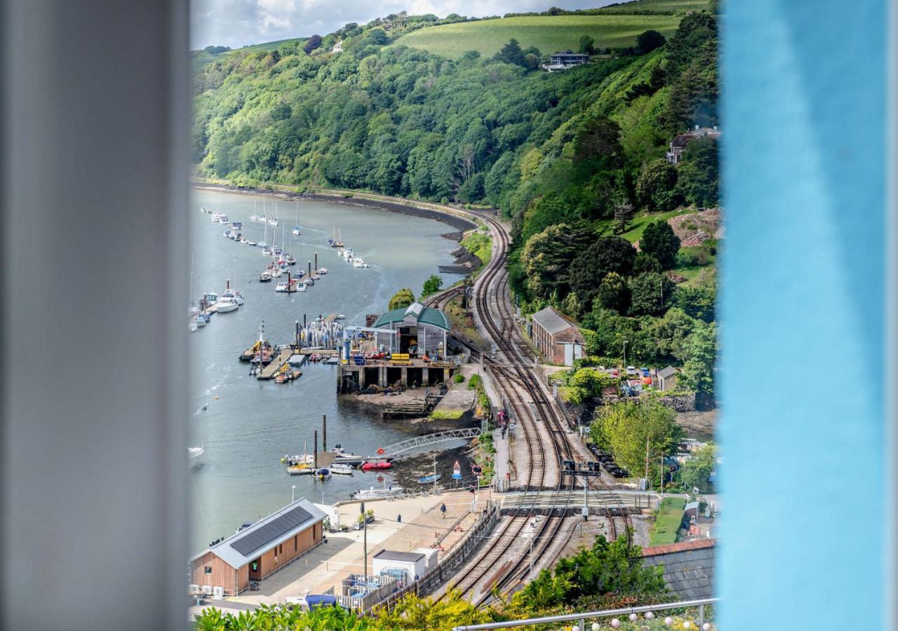 3 Bed in Kingswear oc-a29168