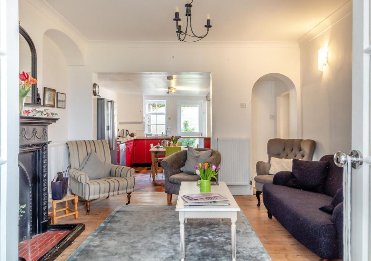 6 Bed in Southwold oc-see