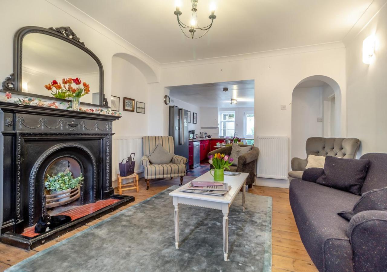 6 Bed in Southwold oc-see