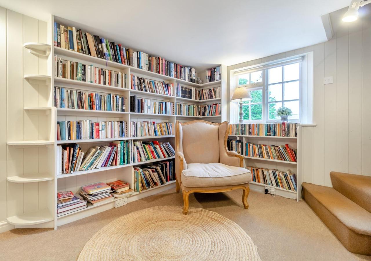 6 Bed in Southwold oc-see