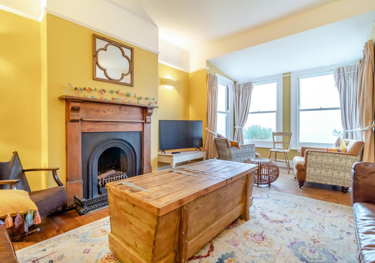 6 Bed in Southwold oc-see