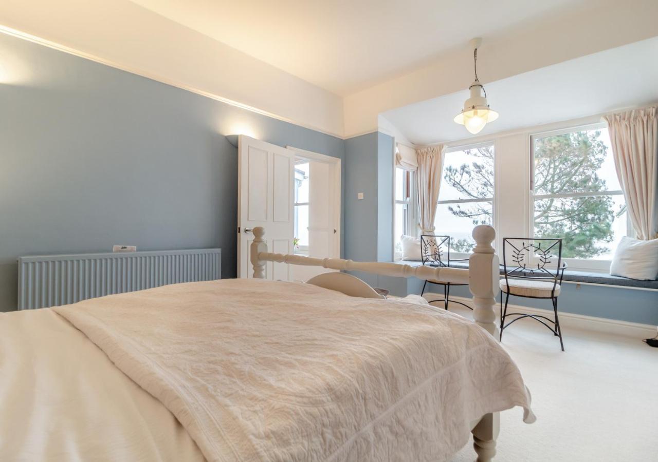 6 Bed in Southwold oc-see
