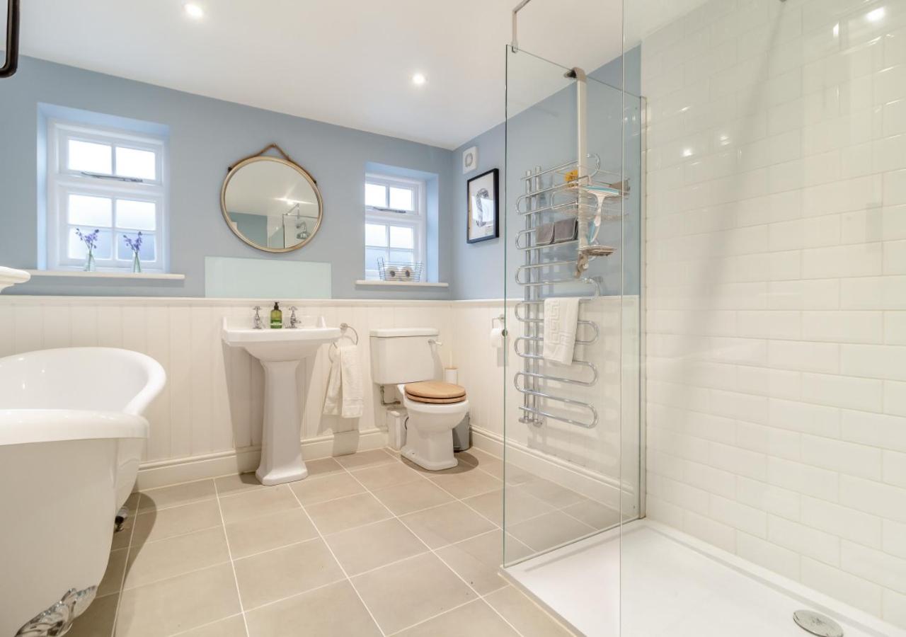 6 Bed in Southwold oc-see