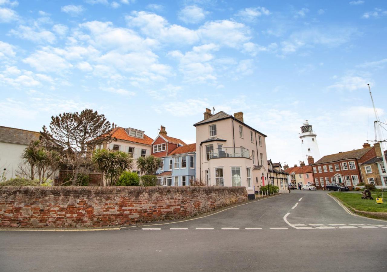 6 Bed in Southwold oc-see