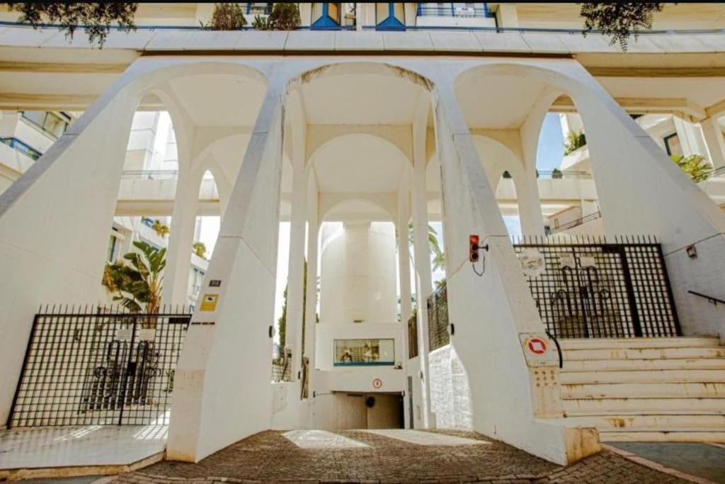 Beachside Apartment in Marbella, Golden Mile