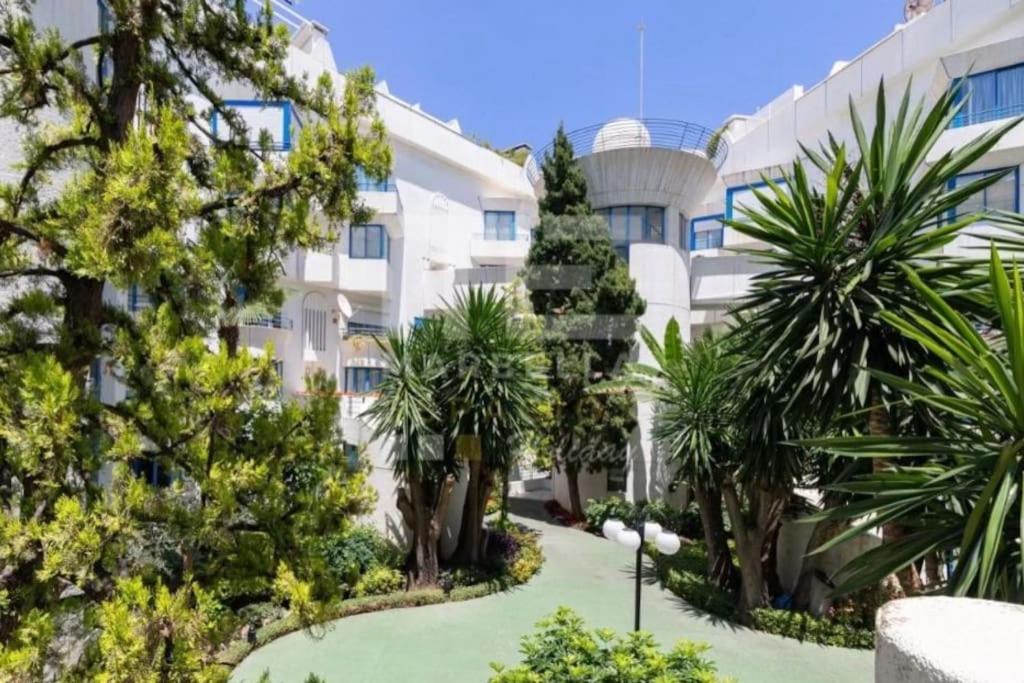 Beachside Apartment in Marbella, Golden Mile