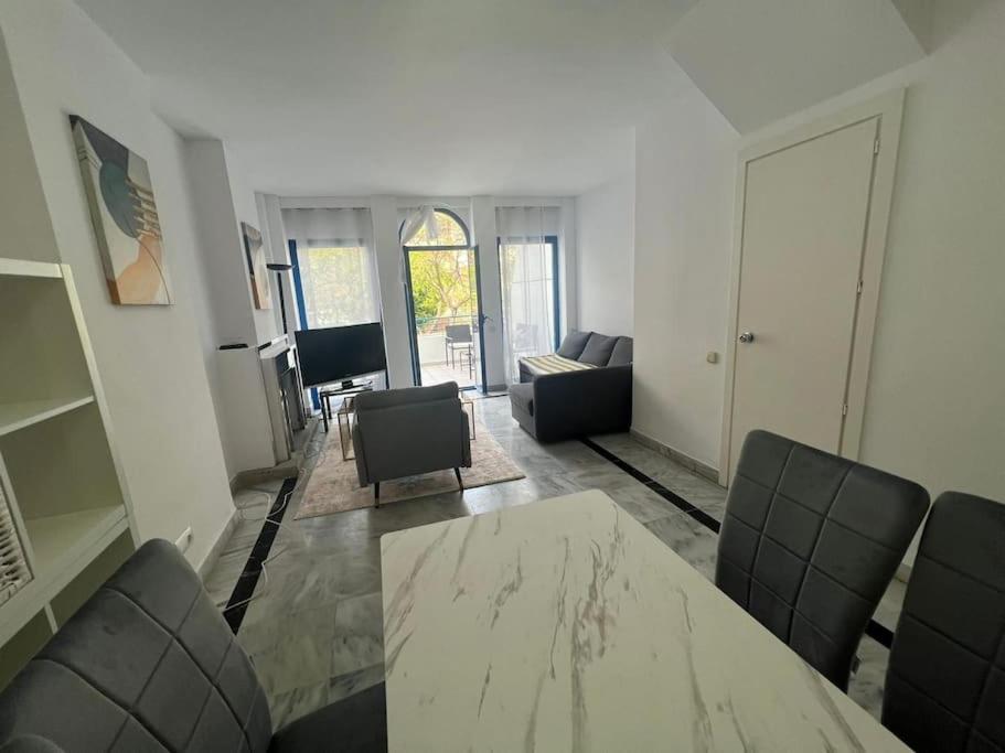 Beachside Apartment in Marbella, Golden Mile