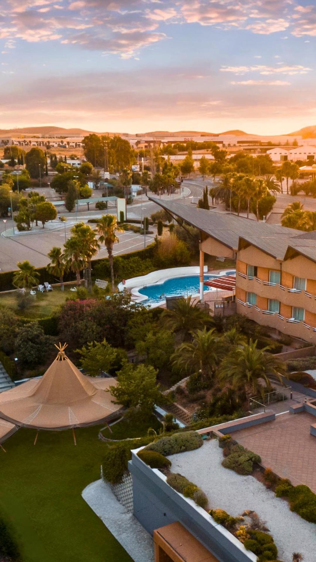 Hotel HO Ciudad de Jaén - Image 1