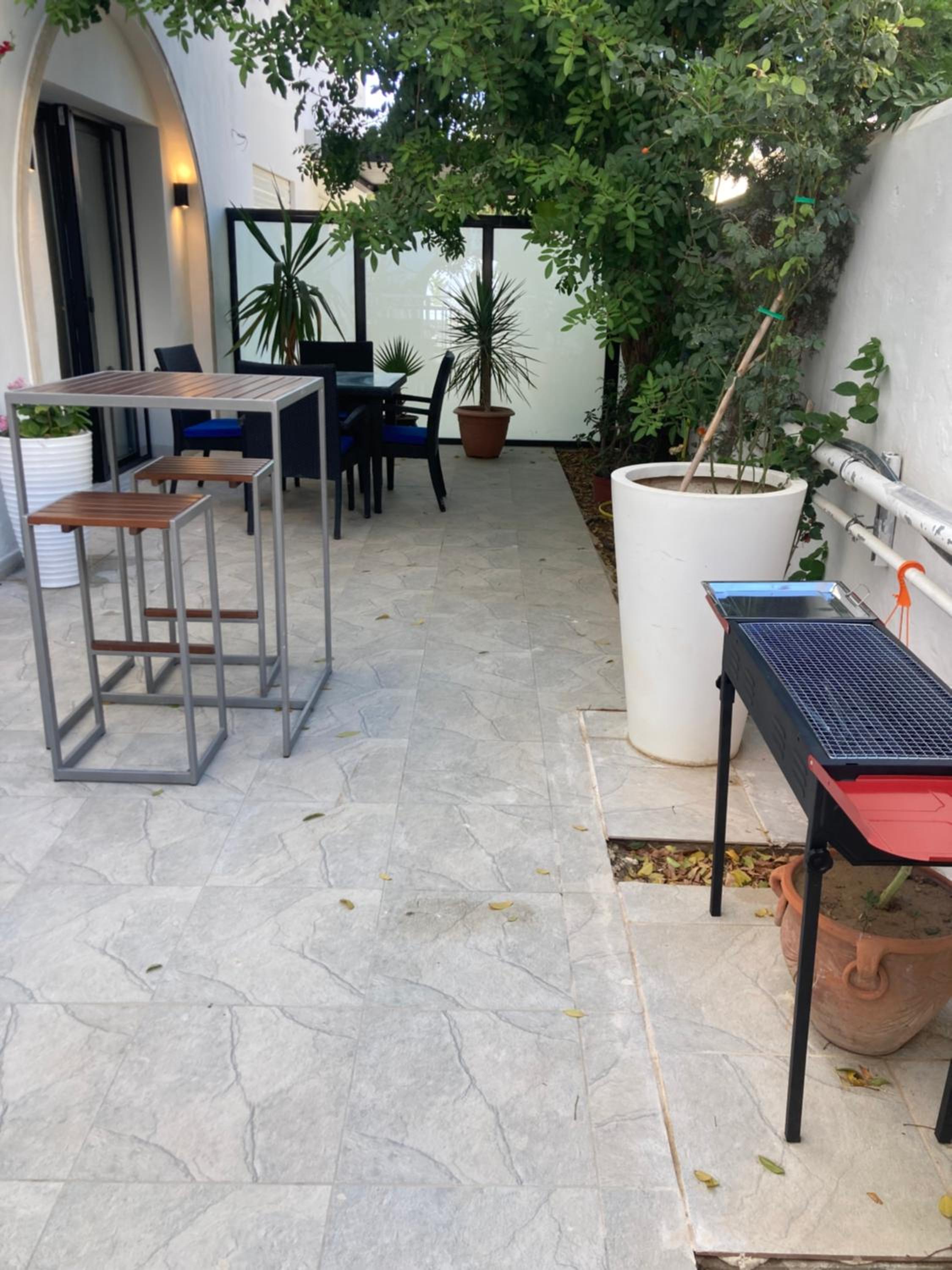 Luxueux Appartement 70m2-Rez de chaussée- pied dans l'eau-10 m de la Piscine collective- centre ville d'Hammamet,dans la partie residentielle de l'hôtel Da view 3