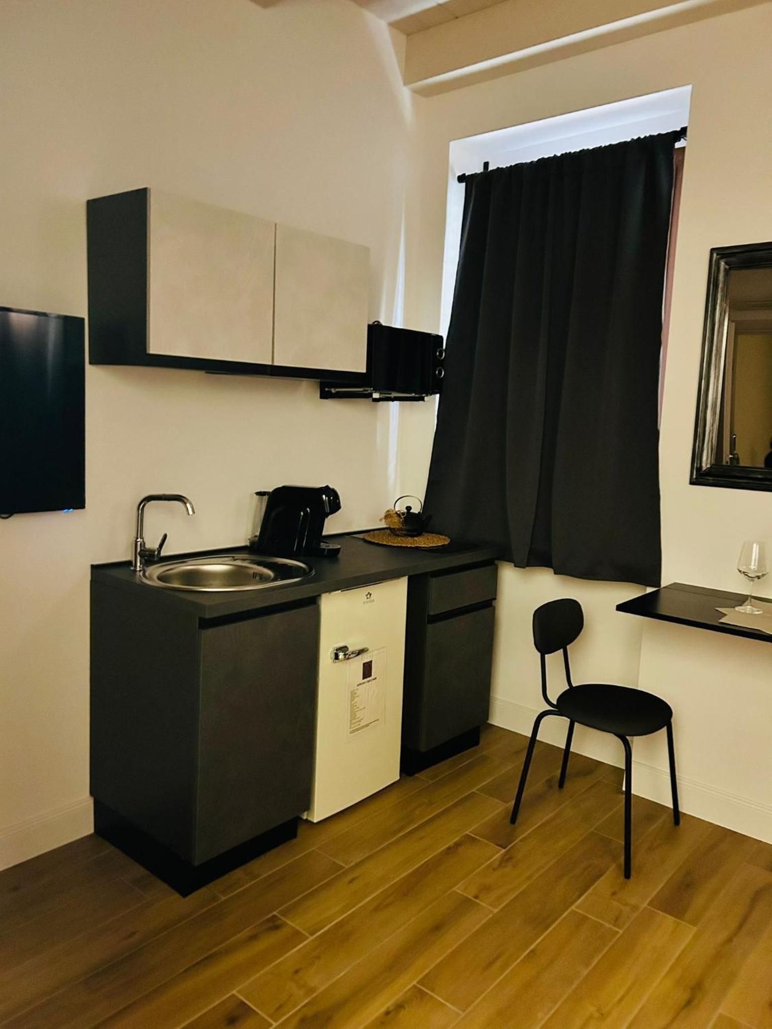 ROOMS AND BREAKFAST LABERINTO