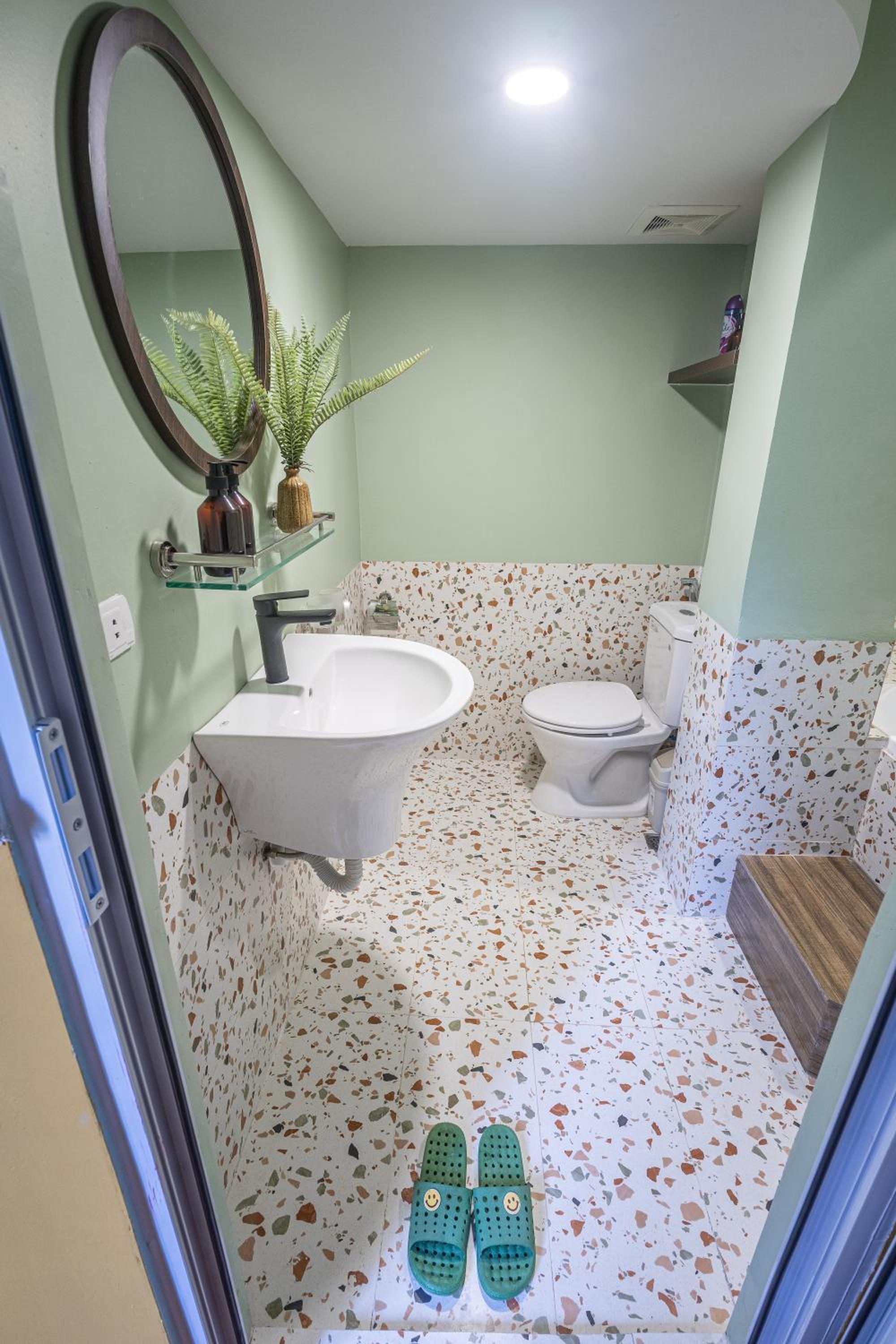 Homestay Hoan Kiem 2BR w/bathtub