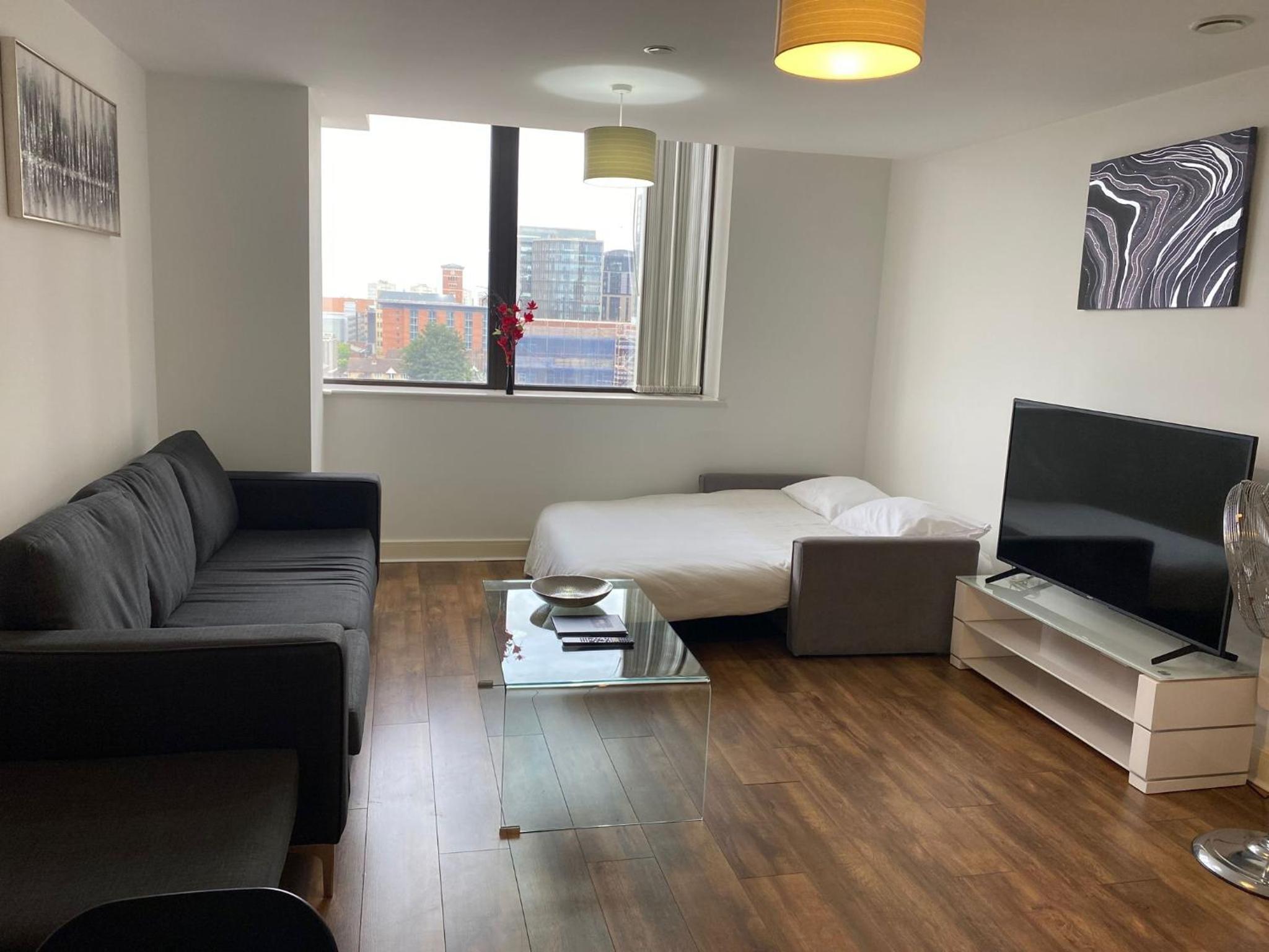 Central Birmingham Apartment - Broad Street