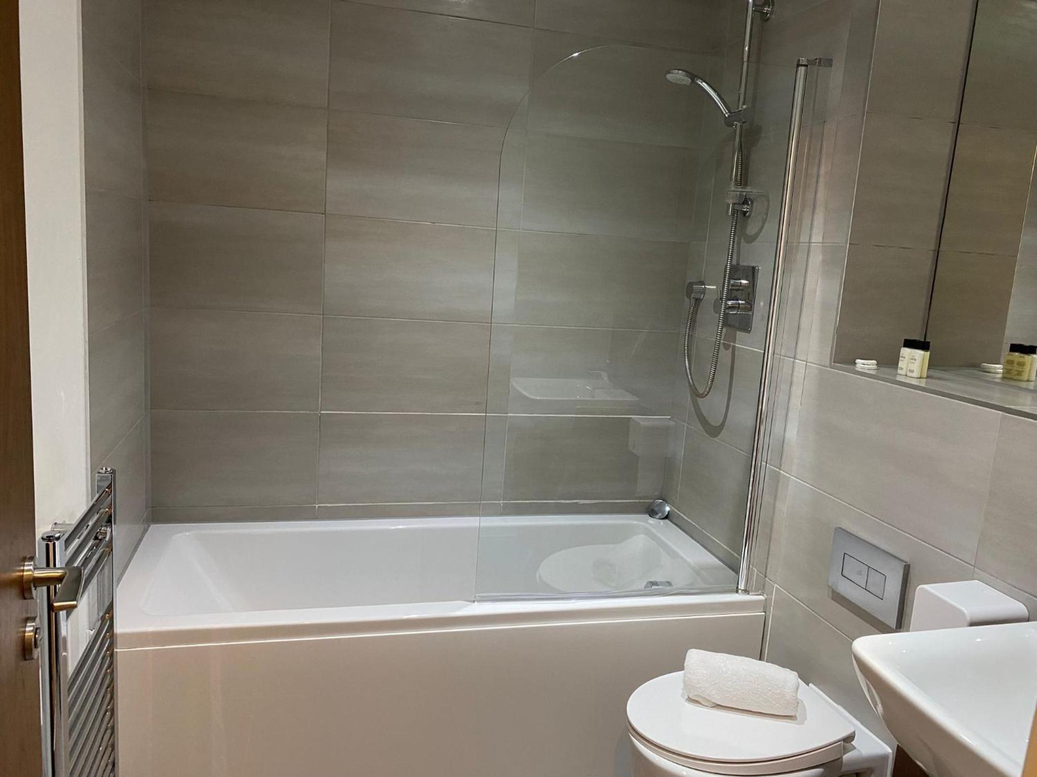 Central Birmingham Apartment - Broad Street